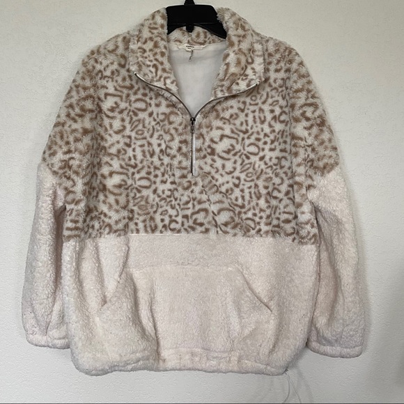 Leopard Sweat shirt - Picture 1 of 7
